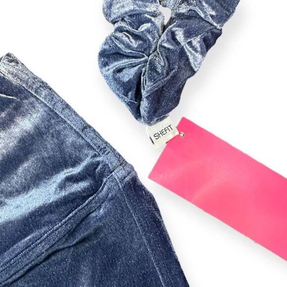 SHEFIT Women’s Blue Velour Luxe High Waist Legging w/ Matching Scrunchie Size Lu - Picture 7 of 11